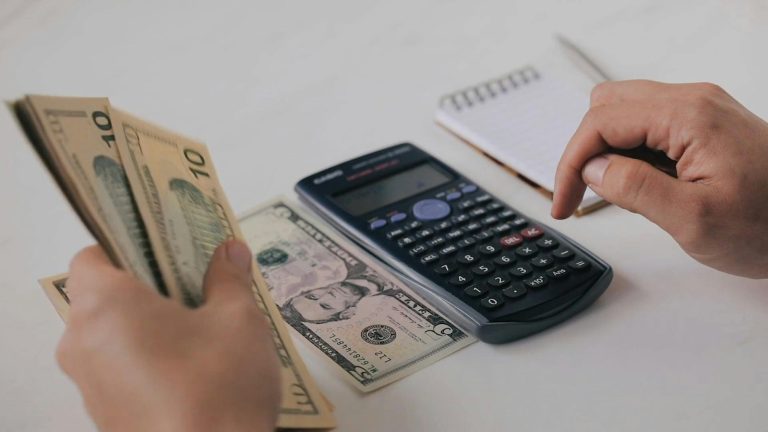 Perform Simple Calculations Fast Using the Basic Calculator by UseCalculators