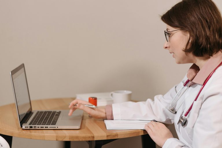 The Role of Healthcare Risk Management Software in Compliance