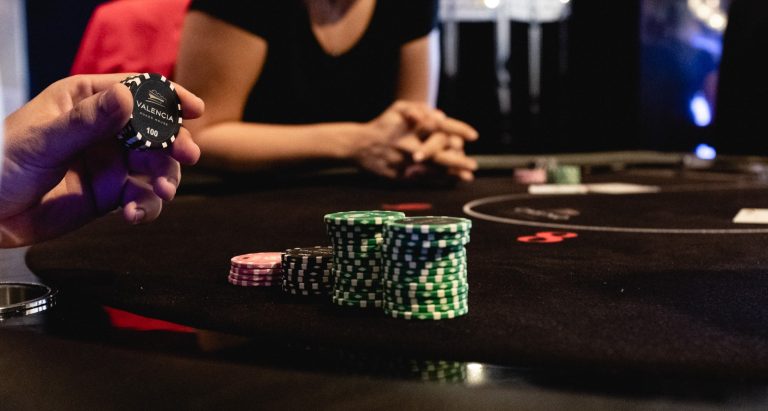 Mengapa Dot77 Menjadi Pilihan Pecinta Slot Online?