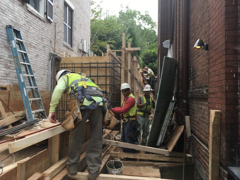 Finding the Best Contractor Near Blackwood for Your Renovation