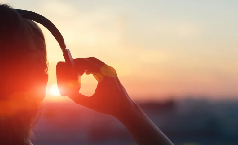 Music Marketing Companies That Help Artists Go Viral in 2025